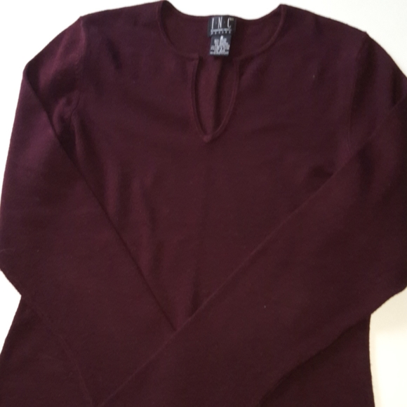 INC Vintage Deep Burgundy Key Hole Neck Sweater - Picture 1 of 11